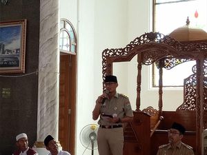 Warga Kepulauan Seribu Minta Kapal Jenazah ke Sandiaga