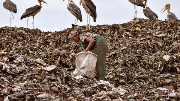 Aksi Peringati Hari Lingkungan Hidup di Berbagai Negara