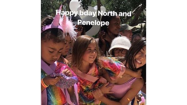 Foto: Meriahnya Pesta Ulang Tahun Anak-anak Kardashian, Ada DJ dan Kuda