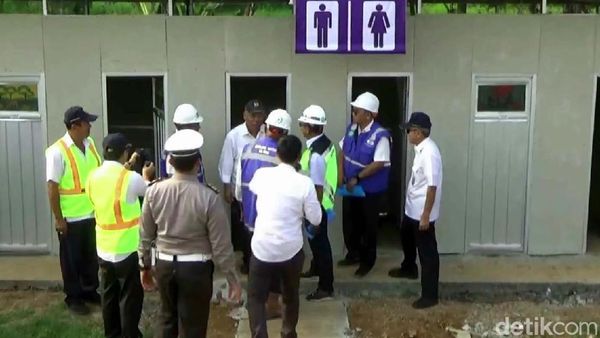 2 Menteri Jokowi Cek Toilet hingga Rest Area di Tol Gratis