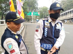 Ratusan Paku Dijaring dari Terminal Grogol hingga ITC Roxy