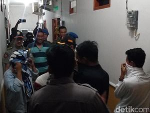 Waduh, Empat Remaja Ngumpet Sekamar di Kos Kepergok Petugas Waduh, Empat Remaja Ngumpet Sekamar di Kos Kepergok Petugas