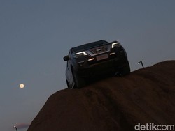Sama-sama Jagoan Tanjakan, SUV Mana yang Tenaganya Paling Besar?