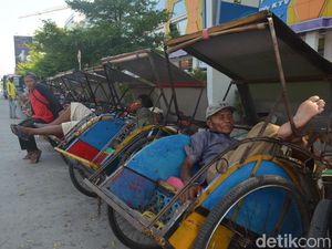 Becak Bakal Legal di Jakarta, Hanura: Pola Pikir Gubernur Mundur Becak Bakal Legal di Jakarta, Hanura: Pola Pikir Gubernur Mundur