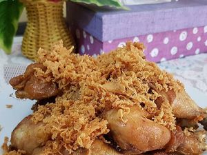 Sahur Penuh Selera dengan Kriuk Ayam Kremes dan Sambal