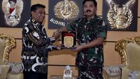 Panglima TNI Terima Kunjungan Dirut PT. Pindad