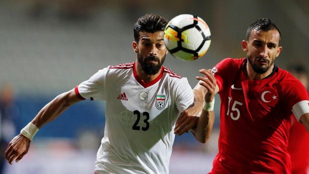 Timnas Iran bertekad meraih kemenangan pertama di pertandingan pertama Piala Dunia.