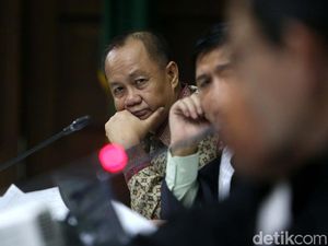 Eks Ketua BPPN Ungkit Kasus Bank Century di Sidang BLBI Eks Ketua BPPN Ungkit Kasus Bank Century di Sidang BLBI