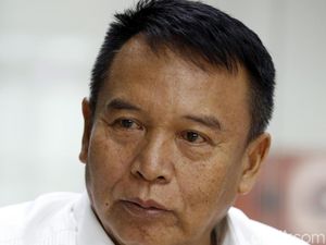 TB Hasanuddin: Wanita Ngaku Anak Jenderal Bersama Brigjen TNI Saat Ribut TB Hasanuddin: Wanita Ngaku Anak Jenderal Bersama Brigjen TNI Saat Ribut