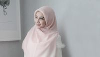 Foto: Inspirasi Baju Syari Jualan Artis untuk Lebaran