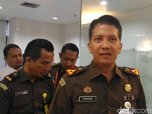 Tak Pakai Tunai, Ini Alasan Kejari Jakpus Setor Rp 68 M Pakai Cek