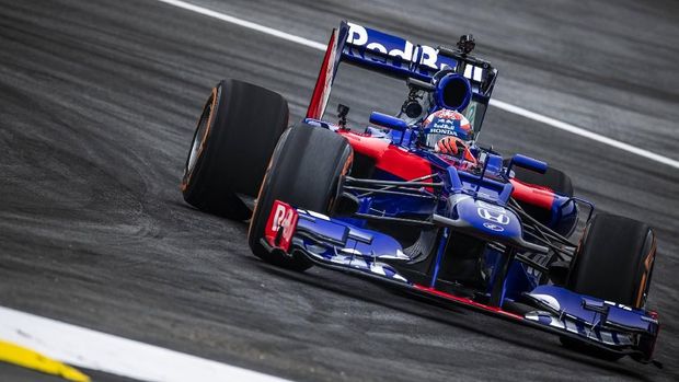 Marc Marquez mengendarai mobil F1 di Sirkuit Red Bull Ring, Selasa (5/6).