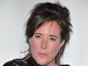 Desainer Kate Spade Tewas Gantung Diri Pakai Scarf Desainer Kate Spade Tewas Gantung Diri Pakai Scarf