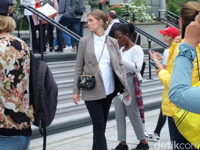 Bak Fashion Show, Penonton Tenis Tampil Modis di Roland Garros Paris