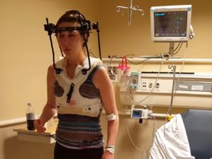 Cerita Wanita yang Tak Leluasa Bergerak Karena Penyakit Genetik Langka