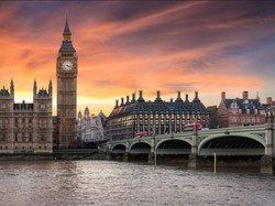 Buka Wisata Lagi, Negara-Negara Eropa Akan Kerahkan Robot