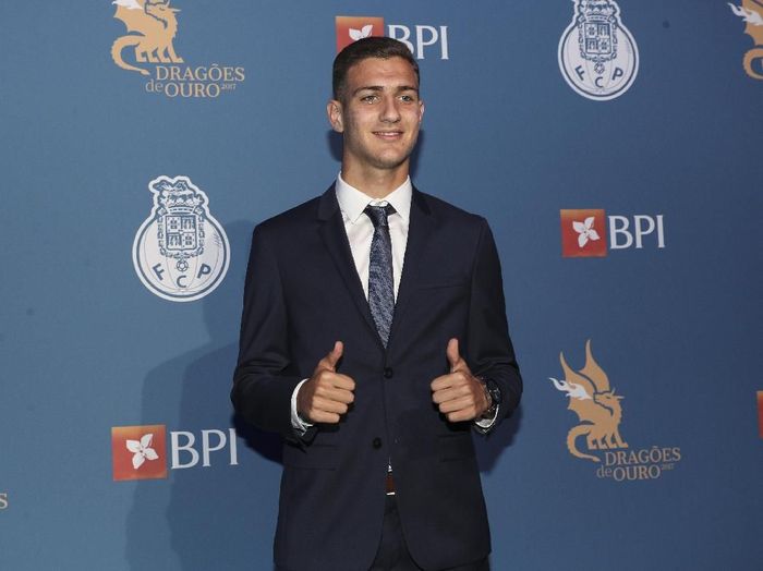 Diogo Dalot Jadi Rekrutan Kedua Manchester United Di Musim Panas Ini