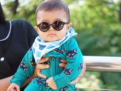 Lucunya Anak Sandra Dewi hingga Pesona Pacar Valentino Rossi