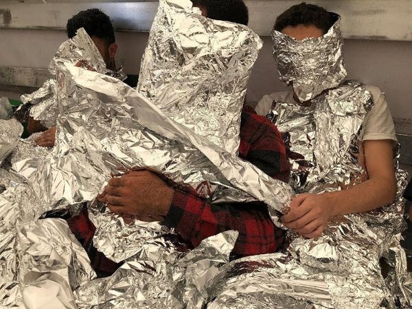 3 Pengungsi Irak Dibungkus Aluminium Foil untuk Kelabui X-Ray