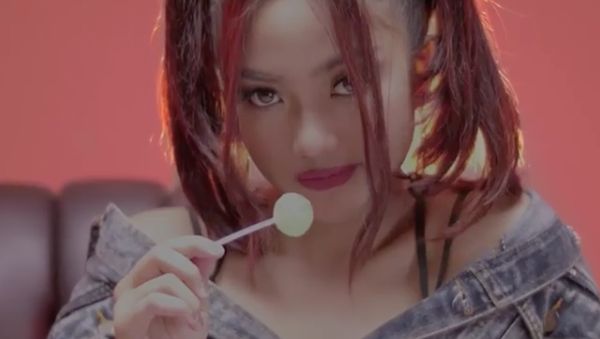 Menanti Si Seksi Marion Jola dan Single Barunya