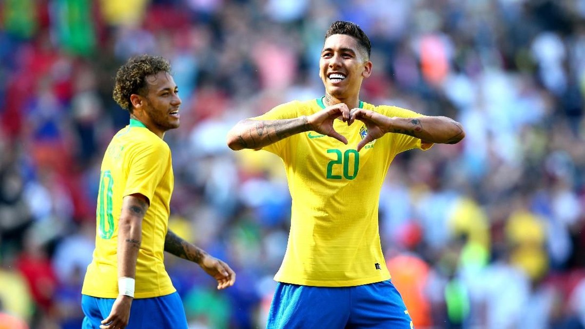 Roberto Firmino ingin membawa performa oke di Liverpool ke timnas Brasil. (Foto: Alex Livesey/Getty Images)