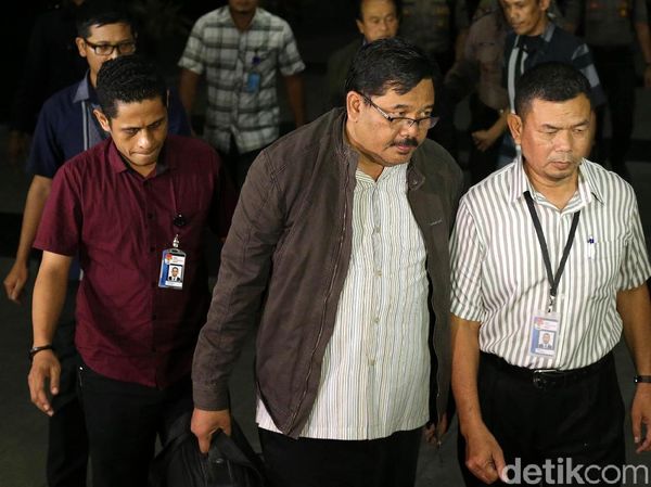 Kena OTT, Kadis PU Tulungagung Tiba di KPK