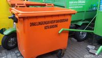 Disebut Pakai Tong Sampah Jerman, Bandung Gunakan China dan Lokal