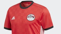 Ini jersey Mesir yang dikenakan di Piala Dunia 2018. Jersey ini bakal bersejarah mengingat ini kali pertama Mesir lolos ke putaran final sejak terakhir kali pada tahun 1990. (Foto: internet)