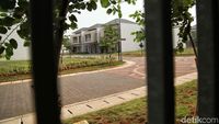 Suasana dan Rumah Mewah Pulau D Reklamasi yang Disegel
