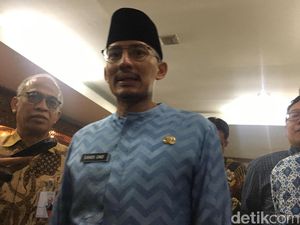 Kota Tua Masih Semrawut, Sandiaga akan Ultimatum Dinas UMKM Kota Tua Masih Semrawut, Sandiaga akan Ultimatum Dinas UMKM