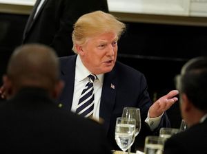 Momen Trump Gelar Buka Puasa Bersama di Gedung Putih