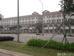 Foto: Deretan Ruko di Pulau D Reklamasi yang Disegel Anies