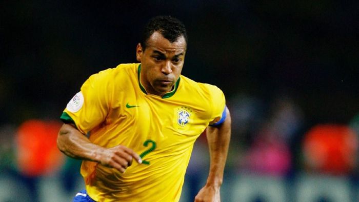 Eks pesepakbola Brasil Cafu tengah berduka usai putra sulungnya meninggal dunia. (Foto: Shaun Botterill /Getty Images)