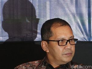 Kumpulkan ASN-Kadis Pemkot Makassar, Danny: Tak Ada Hak Pj Walkot Larang Kumpulkan ASN-Kadis Pemkot Makassar, Danny: Tak Ada Hak Pj Walkot Larang