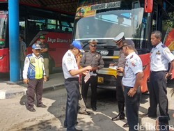 356 Bus AKAP dan AKDP di Terminal Rajewesi Siap Antar Pemudik