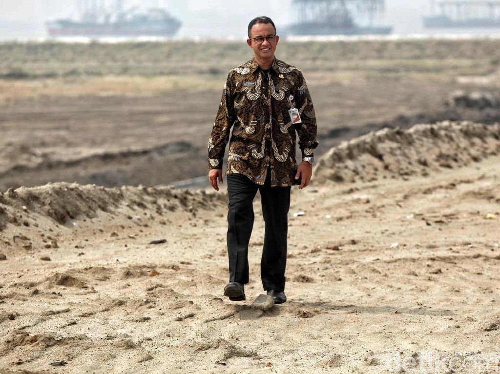 Foto Reklamasi Pulau G, MA Minta Anies Perpanjang Izinnya Foto Reklamasi Pulau G, MA Minta Anies Perpanjang Izinnya