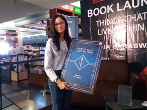 Novel Things That Live Within Ajak Pembaca Bertualang ke Dunia Zenith