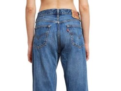 Celana Jeans Ini Aneh Banget, Nggak Bisa Dipakai dengan Underwear