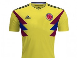 Jersey Kolombia juga cukup keren dengan dominasi warna kuning dipadu motif berwarna biru dan merah di bagian samping. (Foto: internet)