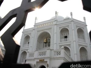 Megahnya Masjid Ramlie Musofa Sunter