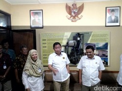 Menteri ESDM Cek Pos Merapi di Kaliurang