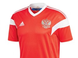 Grup A Piala Dunia 2018 diisi Rusia, Arab Saudi, Uruguay, Mesir. Di atas adalah penampakan jersey Rusia selaku tuan rumah. (Foto: internet)