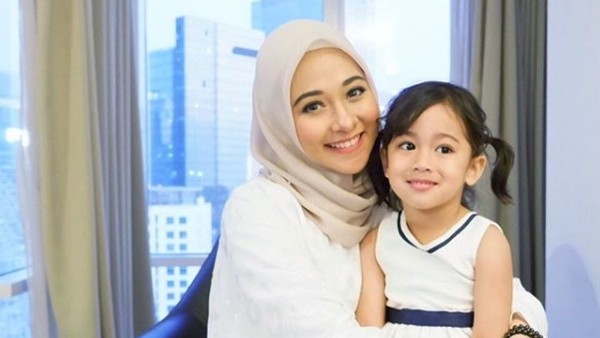 Nama Anak Kedua Perempuan Islami Terbaru Idenamaislami Com