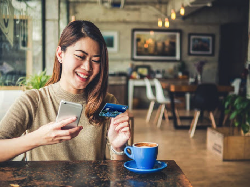 Mau Dapat Cashback hingga 100% untuk Makan di Banyak Restoran?