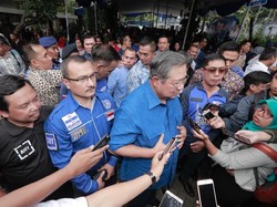 Demokrat ke Ngabalin: SBY Tak Mengadili tapi Sampaikan Fakta