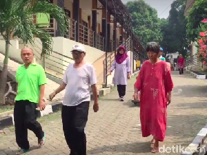 Melihat Mereka yang Rayakan Ramadan di Panti Jompo