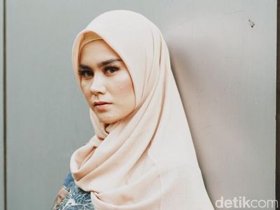 Ira Ary Monica