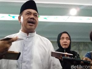 Pemkab Mojokerto Batal Izinkan Pejabat Gunakan Mobdin untuk Mudik Pemkab Mojokerto Batal Izinkan Pejabat Gunakan Mobdin untuk Mudik