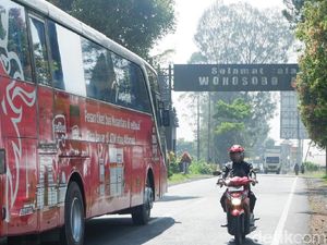 Polres Wonosobo Pasang Rambu Khusus di Jalur Mudik Berkabut