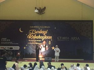 Hangatnya Suasana Buka Puasa CT Arsa Bersama Siswa SLB Hangatnya Suasana Buka Puasa CT Arsa Bersama Siswa SLB